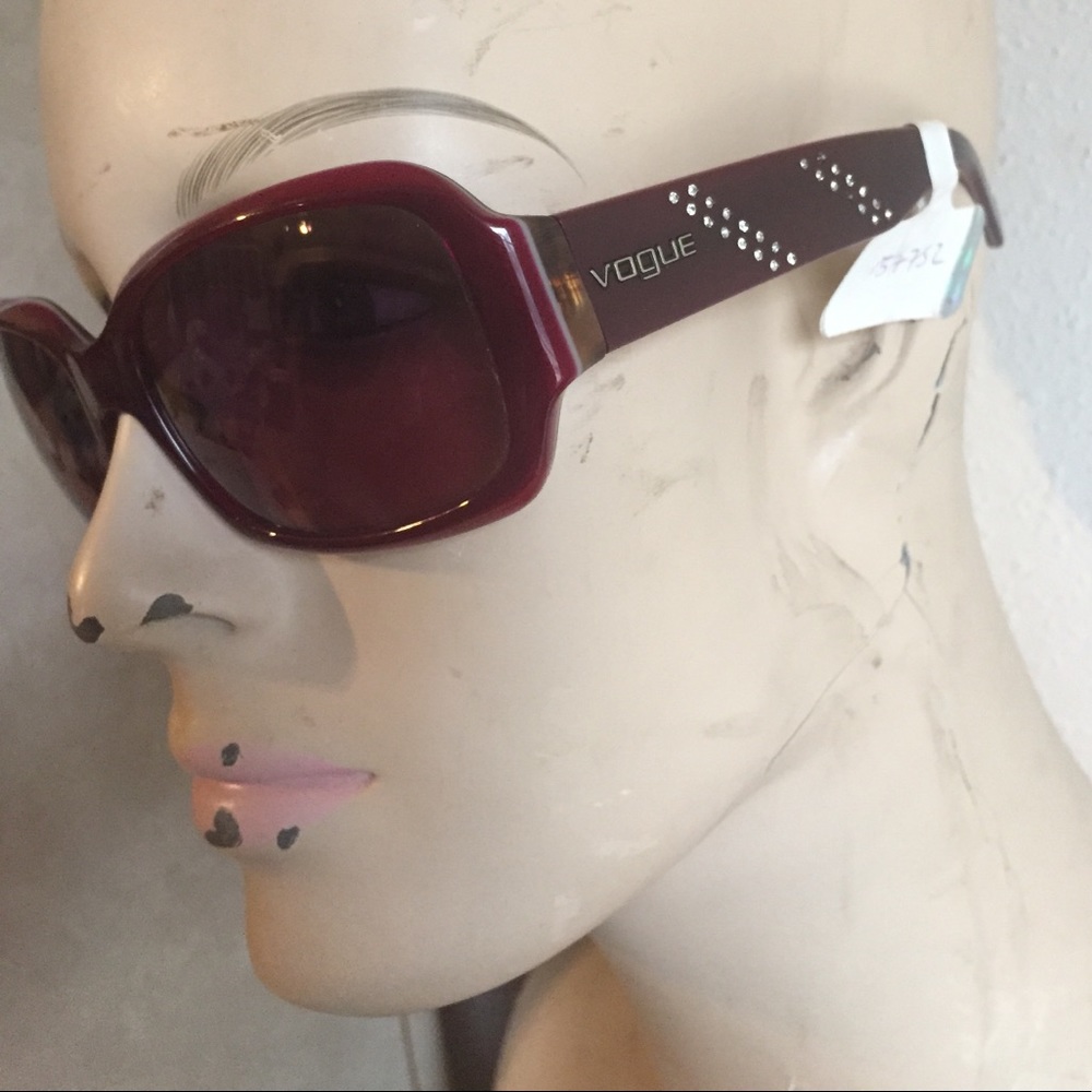 Vogue VO2445-S-B • Women’s Glasses